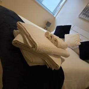 beautiful-comfy-apartment-in-london.cambridgehotelsuk.com/